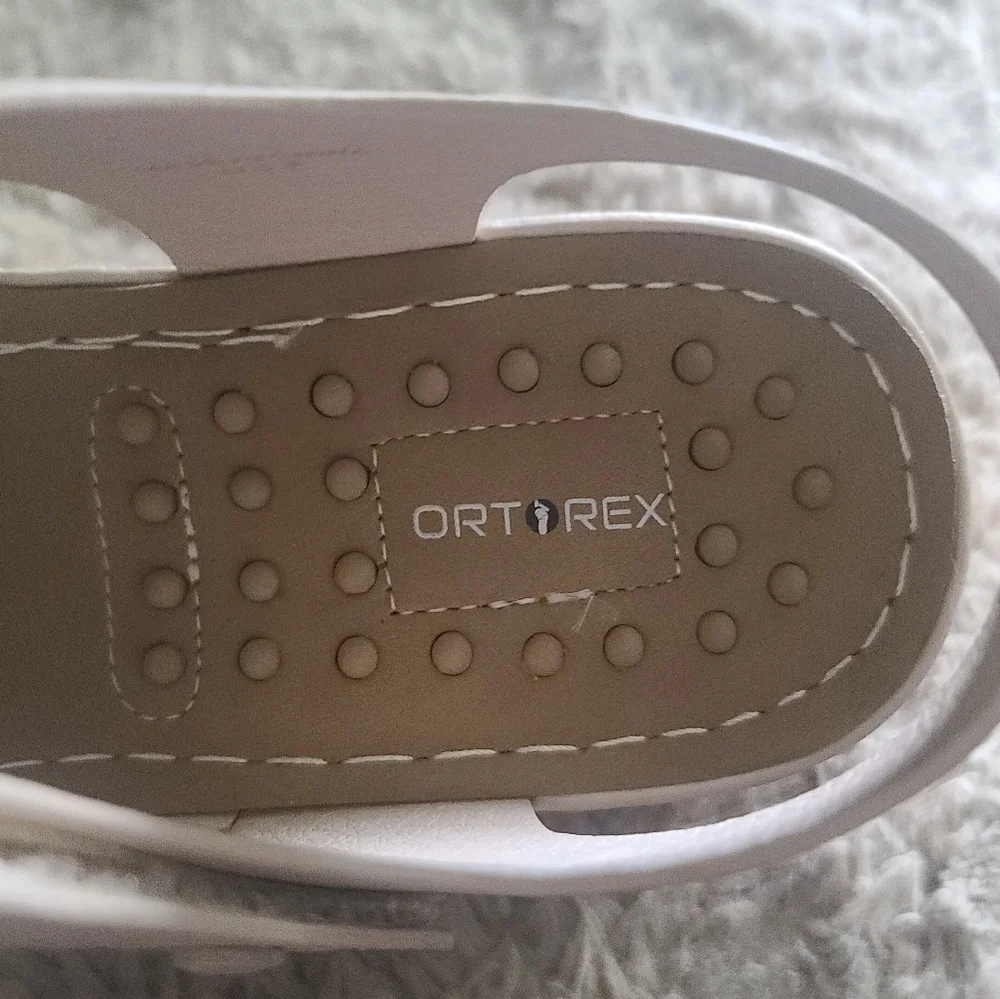 Massage Ortho + Rest Beige Women's Happier Sandals - Picture 11 of 11